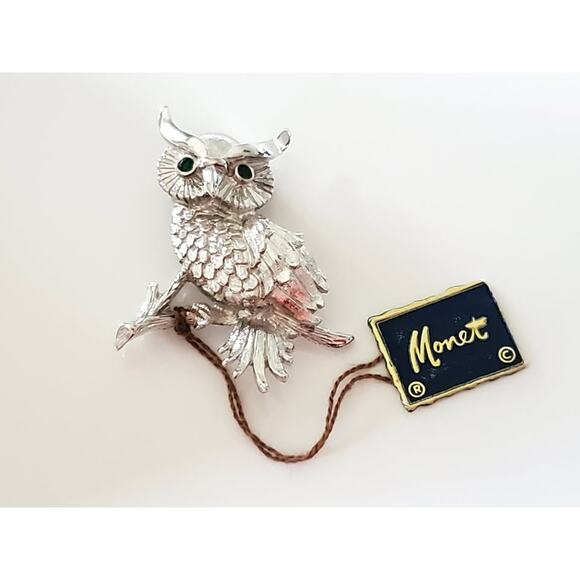 Vintage Monet Designer Silver Brushed Owl Brooch - Picture 1 of 5